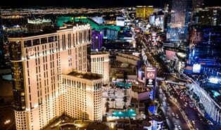 Planet Hollywood is 1.22 miles from the Luxor