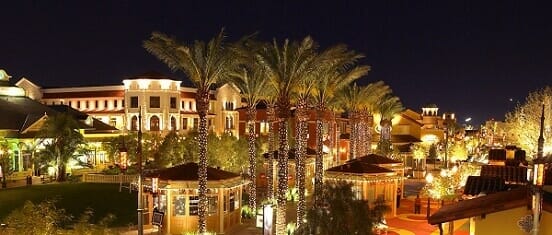 Town Square Mall Las Vegas Hours List Of Stores Restaurants 2023