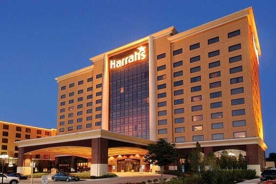 Harrahs Kansas City is a little over 6 miles northwest of downtown