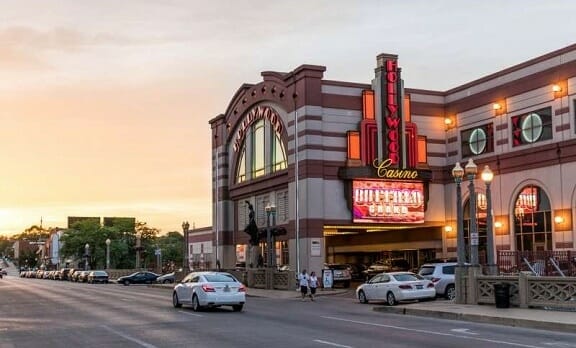 Hollywood Casino Aurora