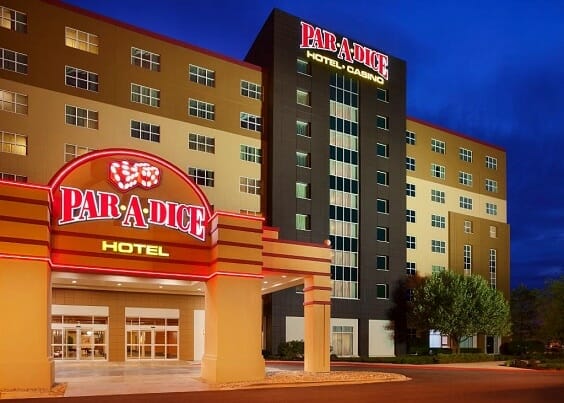 The Par-A-Dice Casino in Peoria has a 208 room hotel across the street