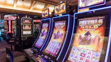 Ameristar Black Hawk: Casino, Hotel, Poker, and Visitor Guide 2 Ameristar Casino Black Hawk: slots.