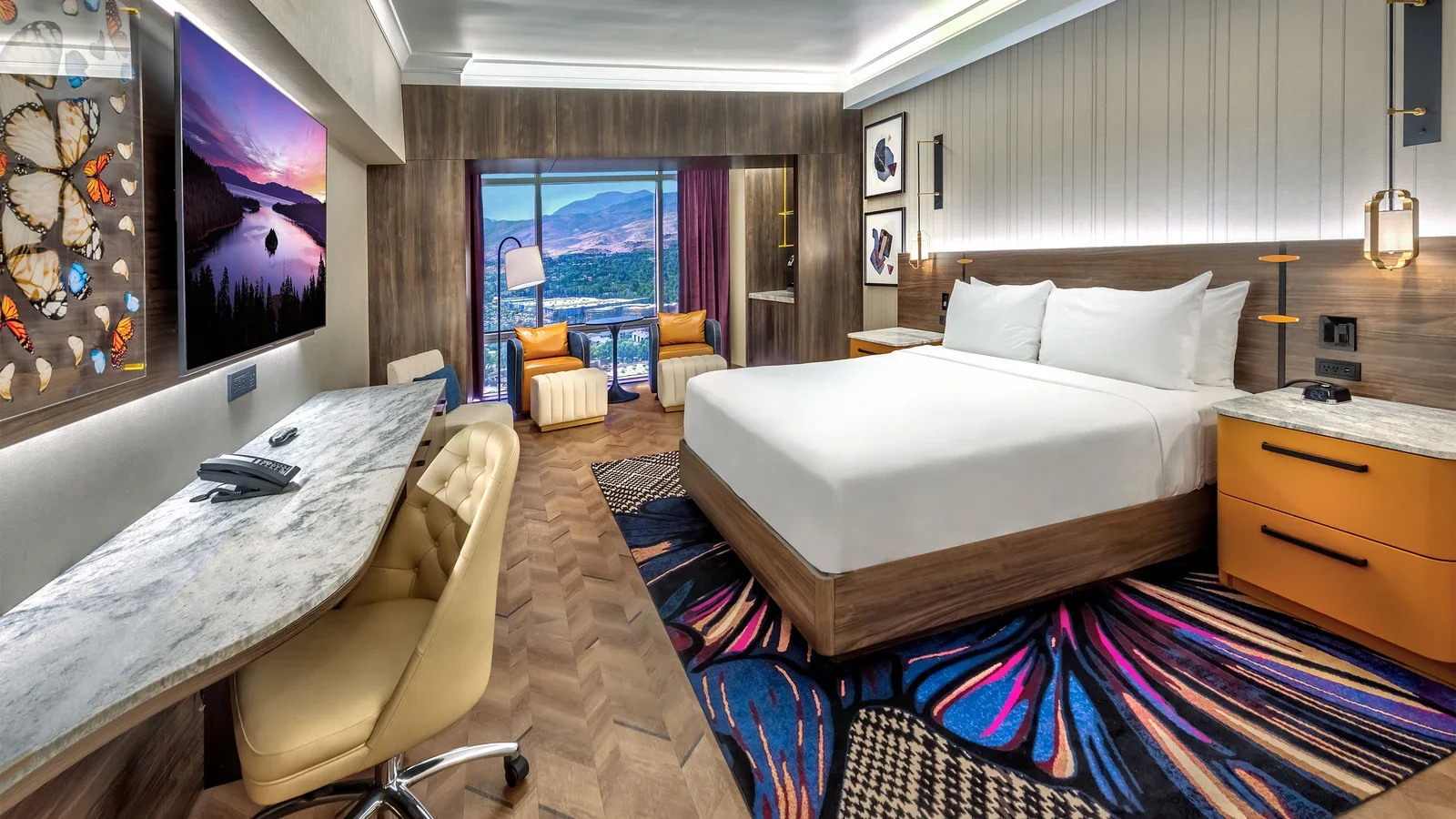 Atlantis Casino, Reno: Hotel, Games, Dining & Fees 5 Atlantis Casino, Reno: pool.
