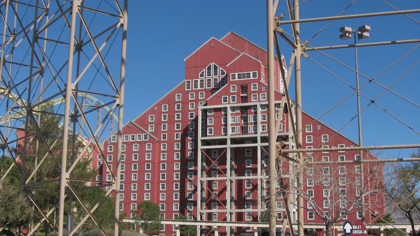 Buffalo Bill's Resort and Casino Primm 2 Buffalo Bill's Resort and Casino Primm exterior photograph