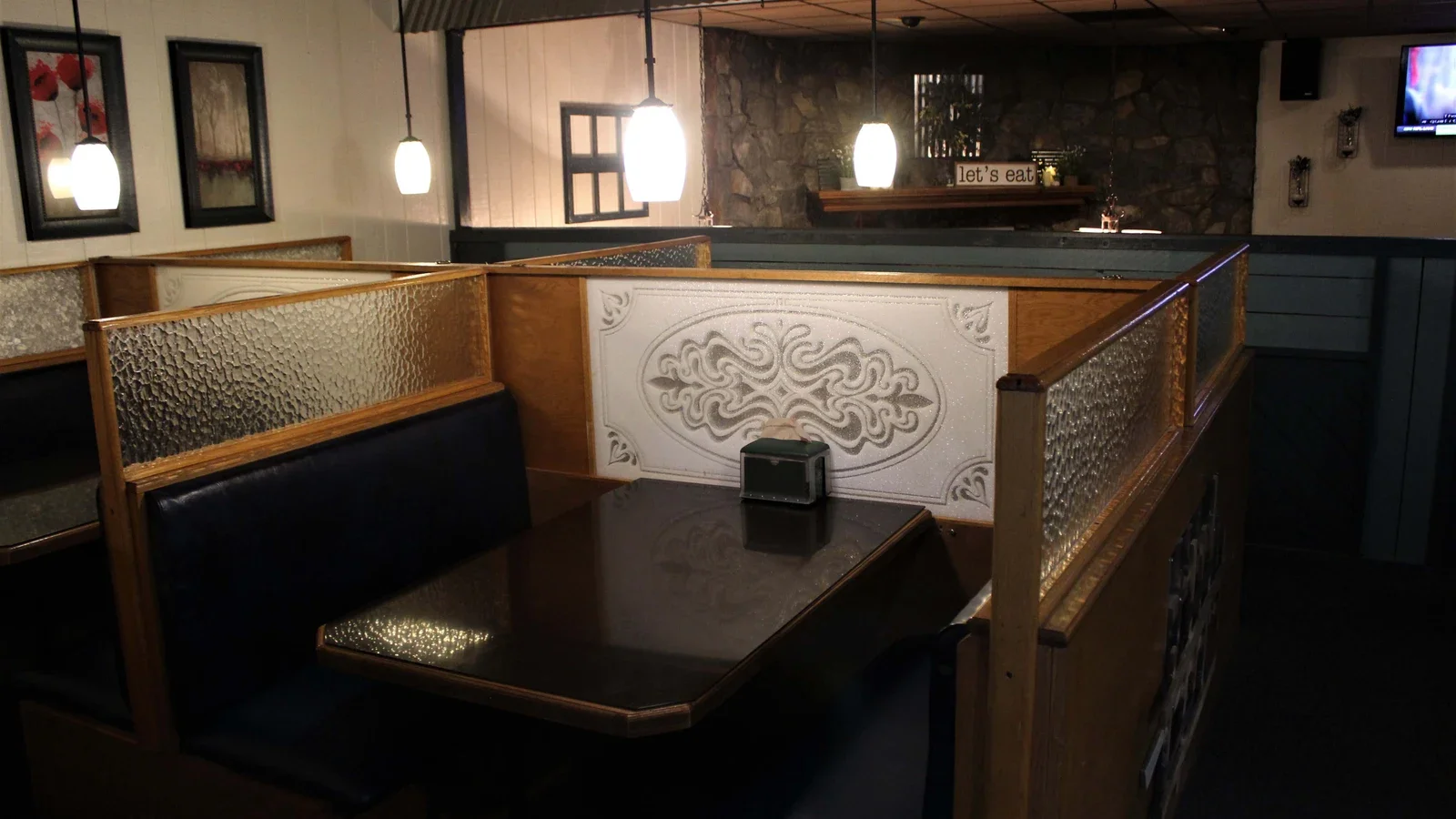 Restaurant at Nob Hill Bowl and Casino in Yakima, pictured in the property's official gallery.