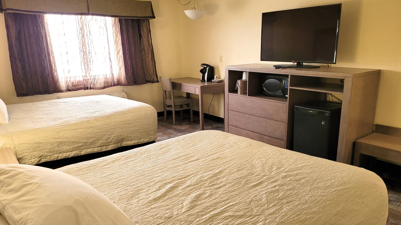 Double-queen guest room at Shooting Star Casino Mahnomen.